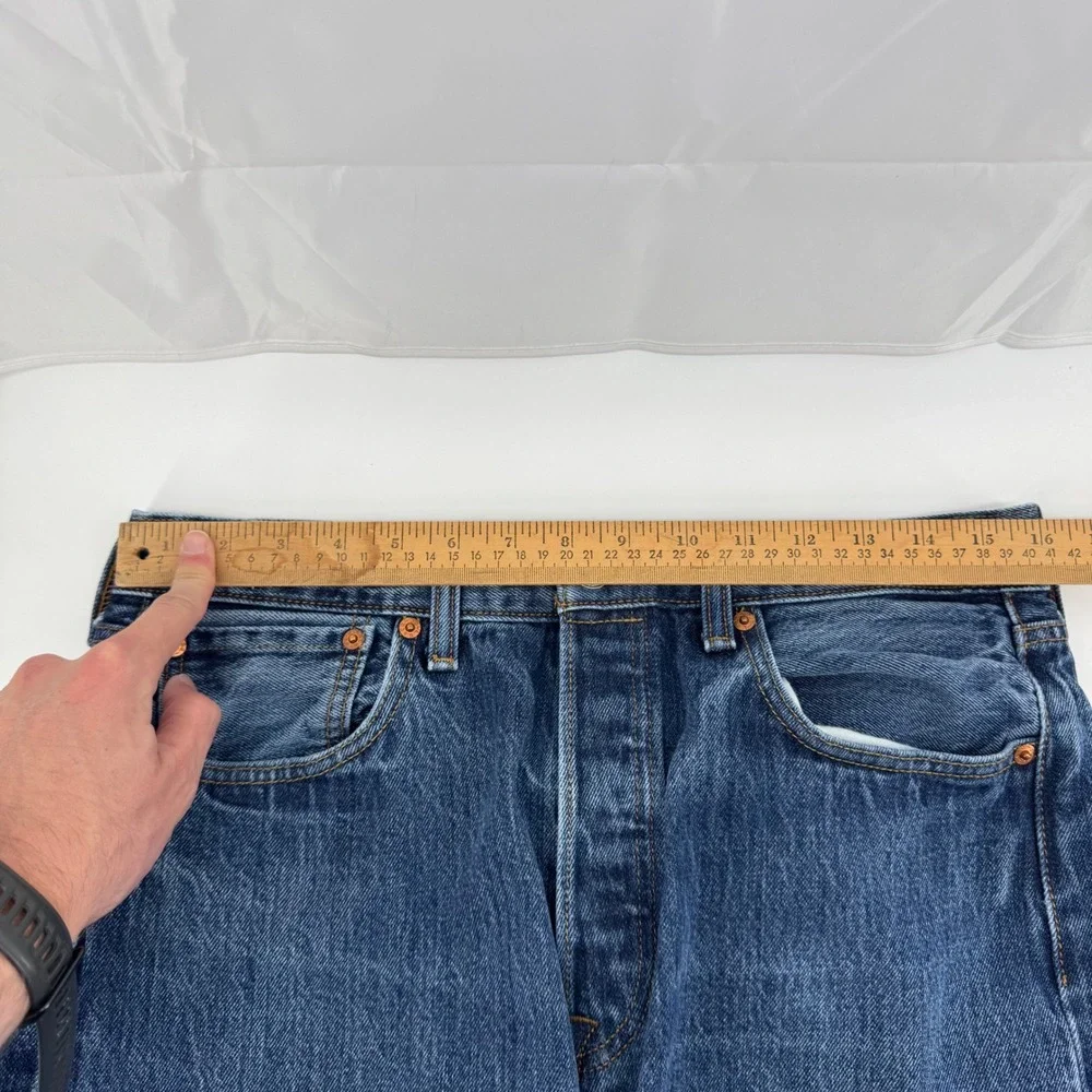 Levis classic straight